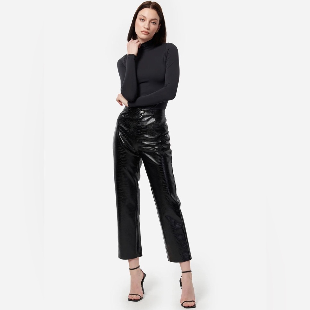 FINAL PRICE REDUCTION NWT CAMI NYC CROC EMBOSSED VEGAN LEATHER PANTS